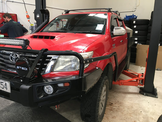Toyota Hilux 2012-2015 Bullbar, Sidesteps and Brush bar Combo
